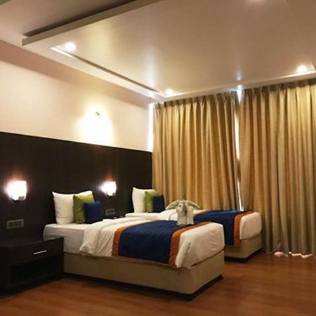 Hotel Central Park Manipal Dış mekan fotoğraf