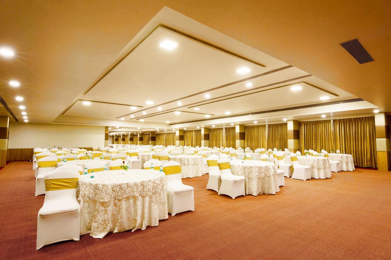 Hotel Central Park Manipal Dış mekan fotoğraf