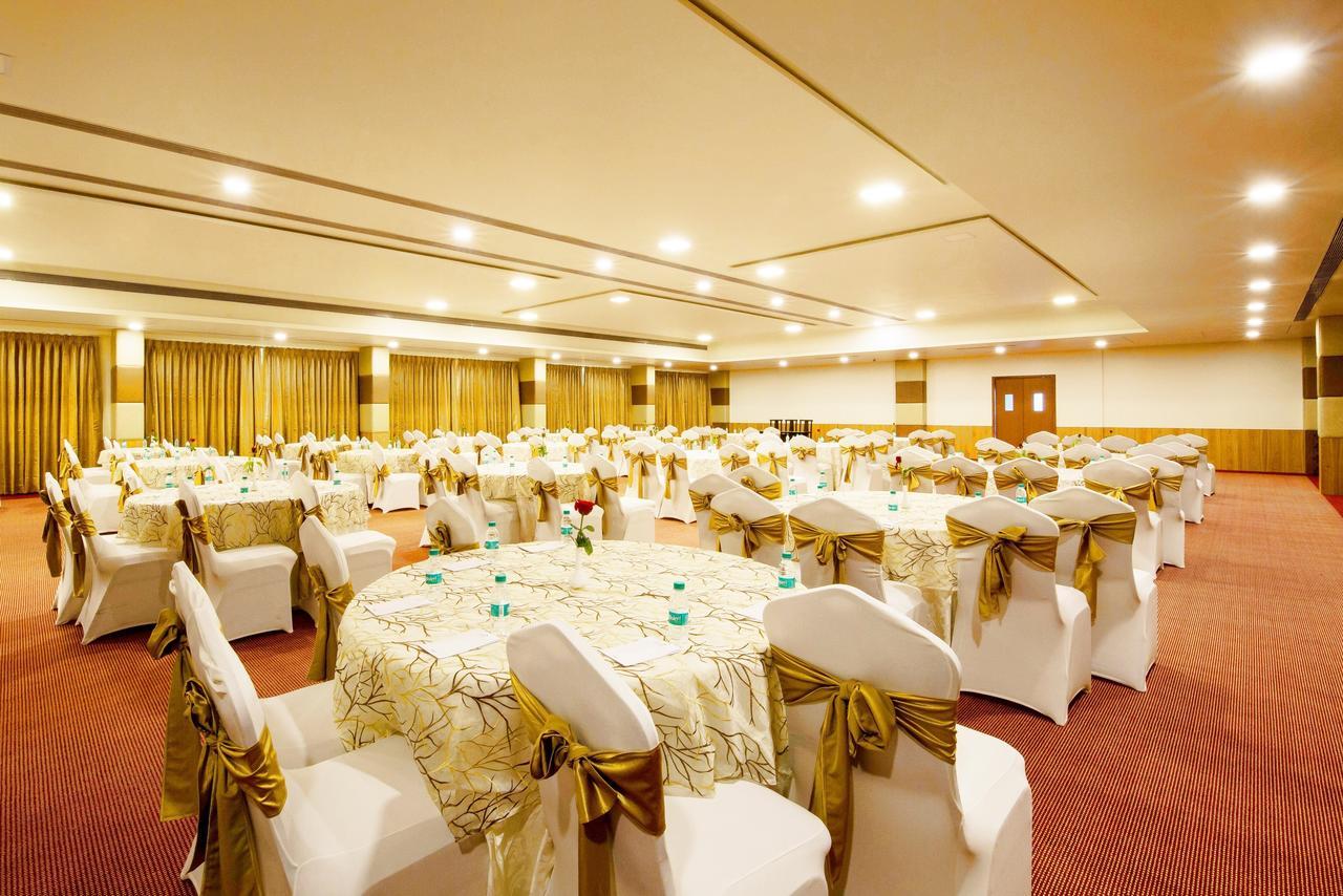Hotel Central Park Manipal Dış mekan fotoğraf